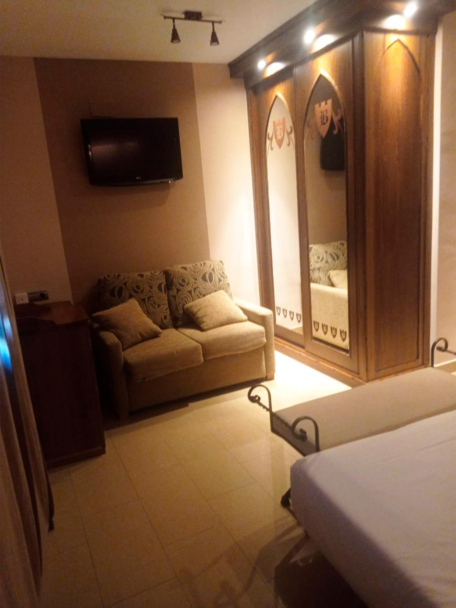 Hotel La Brasa Vélez de Benaudalla Dış mekan fotoğraf